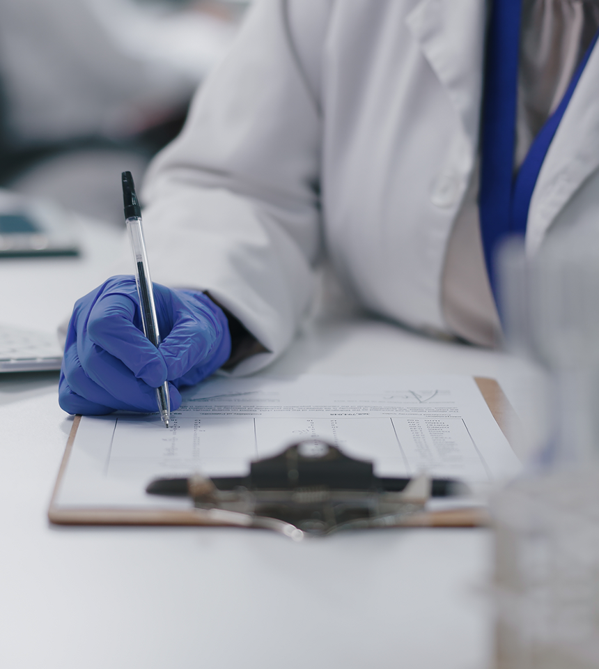 대웅바이오는 효소 합성과 산화·환원 반응을 활용한 <br class='mo'>친환경 대량생산 기술로 <br class='pc'/>고수율·저폐기물을 실현하고 <br class='mo'>있으며, 안전하고 효율적인 Flow System을 통해 <br class='mo'><br class='pc'/>글로벌 당뇨 신약 원료 개발을 선도합니다. <br class='mo'>또한 동물 소스 원료 생산 시 <br class='pc'/>바이러스 불활화 기술을 <br class='mo'>적용하고, 공정 최적화와 Scale-Up 및 Validation을 <br class='mo'>통해 <br class='pc'/>상업화 단계까지 안정적인 생산 체계를 <br class='mo'>확립하고 있습니다.